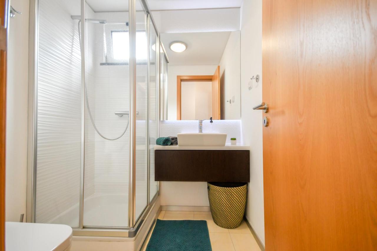 Spacious 3 Bedroom By The Beach Caniço Zewnętrze zdjęcie